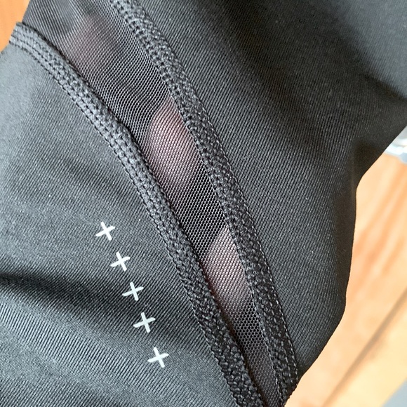 2/$30❤️ PUMA - Drycell Fitness Leggings - Picture 6 of 8